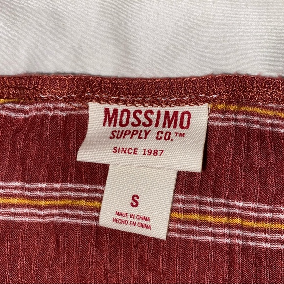 Off the Shoulder Tank - Picture 2 of 3